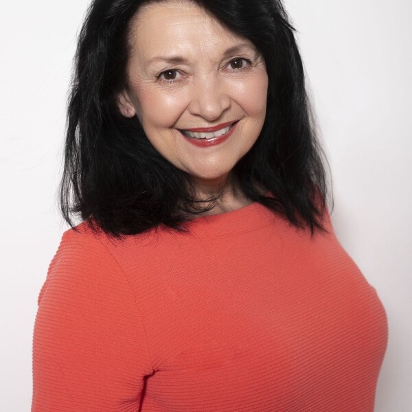 Eva Režnarová